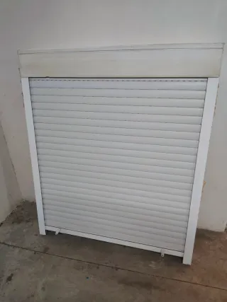 Ventana corredera aluminio con mosquitera