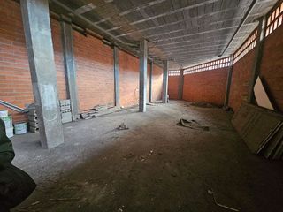Local comercial en venta en La Ería - Masip en Oviedo