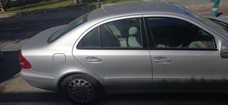 Mercedes-Benz Elegant 2005