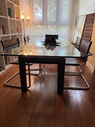 Mesa de comedor/reuniones negra y metal