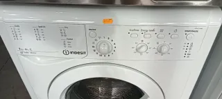Lavadora secadora Indesit 7 KG A 5 KG RPM 1600