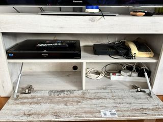 Mueble TV madera y cristal