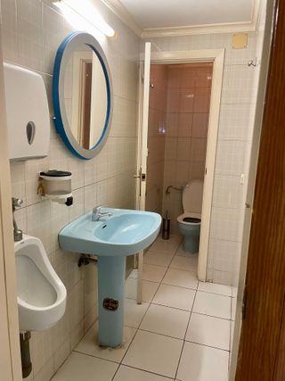 ¡SIN TRASPASO! Bar-Cafetería con Terraza Privada