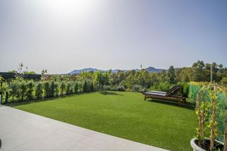 Casa adosada en alquiler en San Pedro de Alcántara pueblo en Marbella