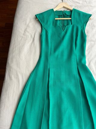 Elegante vestido verde
