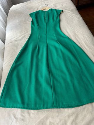 Elegante vestido verde