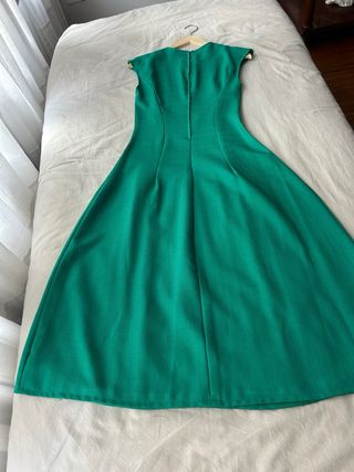 Elegante vestido verde