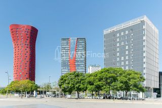 Garaje en alquiler en Gran Via LH en Hospitalet de Llobregat, L´