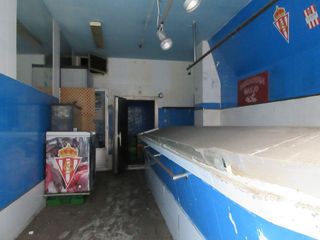 Local comercial en alquiler en Centro en Gijón