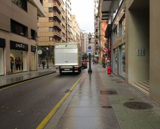 Local comercial en alquiler en Centro en Gijón