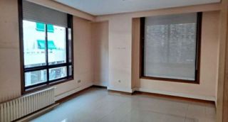 Oficina en alquiler en Centro en Ourense