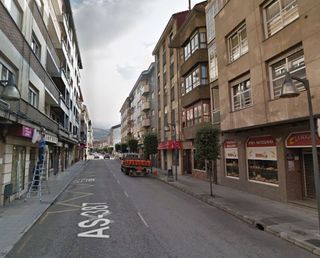 Local comercial en alquiler en Laviana