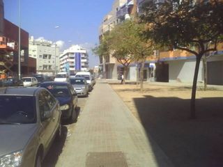 Local comercial en alquiler en San José - Los Metales en Sagunto