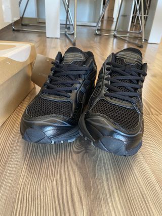 Asics Gel-Kayano 14 Negro