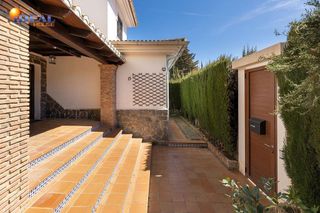 Chalet en venta en Albolote