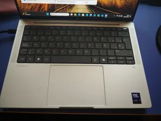 HP EliteBook X G1i 14 AI