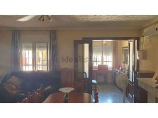 Casa en venta en Carmona