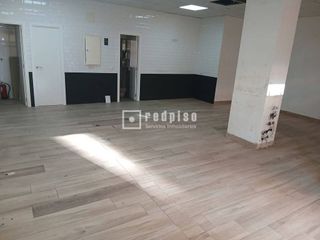Local comercial en venta en Mariblanca - Villafontana en Móstoles