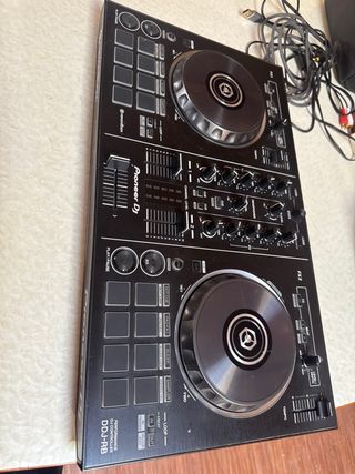 Consola DJ Pioneer DDJ-RB (como nueva)
