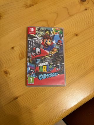 Nintendo Switch Azul/Rojo + Juego