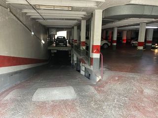 Garaje en alquiler en Ruiseñores en Zaragoza