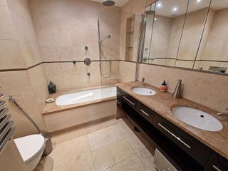 Piso en alquiler en Puerto Banús en Marbella