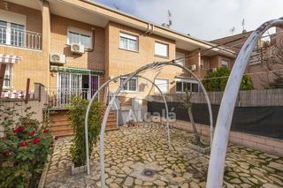 Casa en venta en Loeches