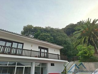 Casa pareada en venta en Ribadesella