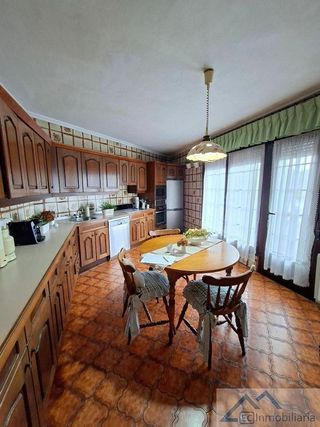 Casa pareada en venta en Ribadesella