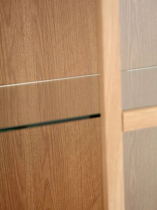 Vajillero Jysk Vesterby in legno e vetro