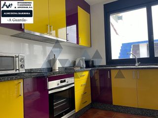 Casa adosada en venta en Guarda (A)