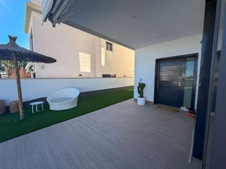 Chalet en venta en San Miguel de Salinas