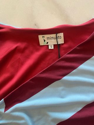 Vestido con estampado geométrico