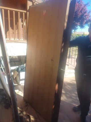 Dos Puerta Antiokupa Madera