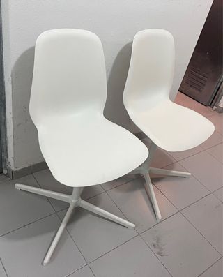 Sillas de escritorio blancas (2 unidades)