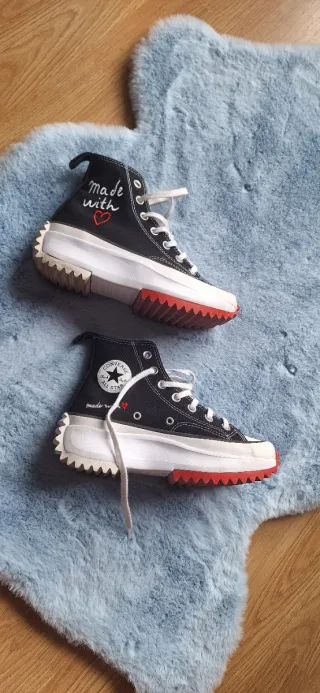 Converse Run Star Hike negras con detalles rojos