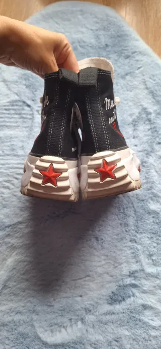 Converse Run Star Hike negras con detalles rojos