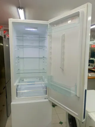 Nevera combi Candy 200/60cm clase E con garantia