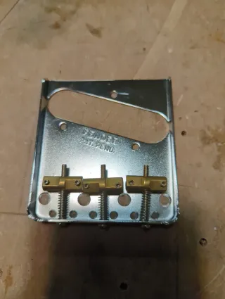 Puente Fender Vintage Telecaster Pat. Pend.