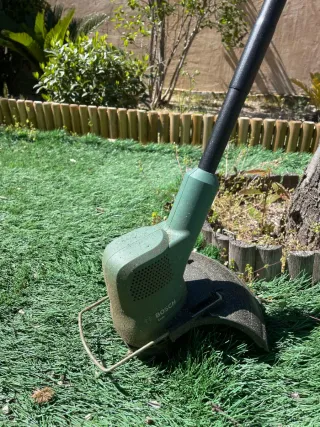 Cortabordes Eléctrico Bosch EasyGrassCut 23 (280 W
