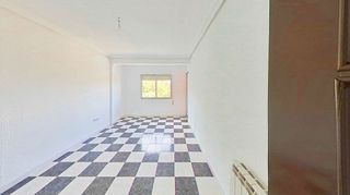 Piso en venta en Reyes Católicos en Alcalá de Henares