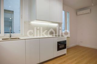 Piso en venta en Arapiles en Madrid