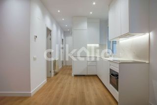 Piso en venta en Arapiles en Madrid