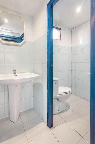 Local comercial en venta en Milán - Pumarín - Teatinos en Oviedo