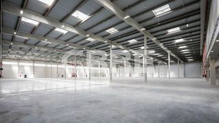 Nave industrial en alquiler en Los Olivos - Los Ángeles - Perales del río en Getafe