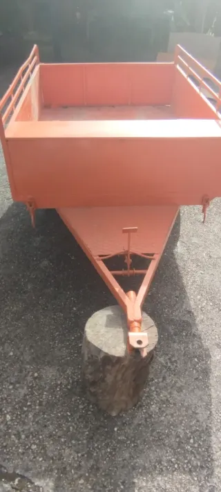 Motocultor Piva M9 B y remolque con accesorios