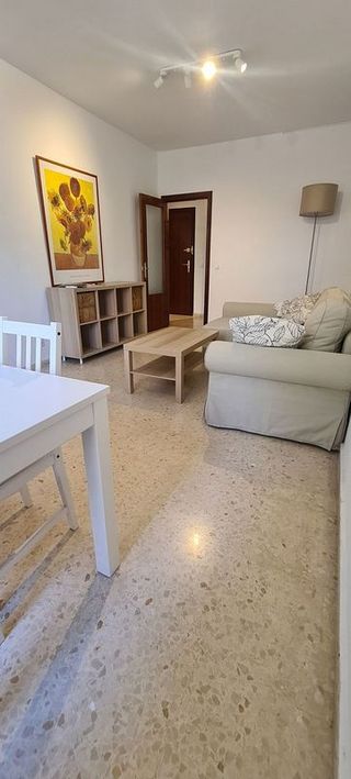 Piso en alquiler en El Cano - Los Bermejales en Sevilla
