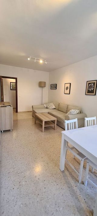 Piso en alquiler en El Cano - Los Bermejales en Sevilla