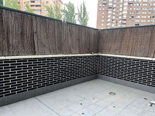 Piso en alquiler en Adelfas en Madrid