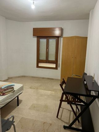 Piso en alquiler en Pajaritos - Plaza de Toros en Granada